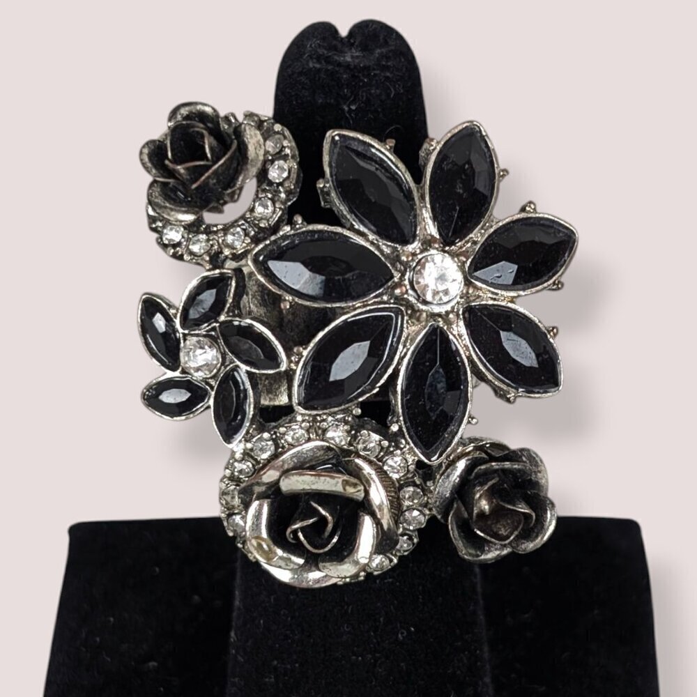 (2/$20) Black & Silver Floral Stretch Ring